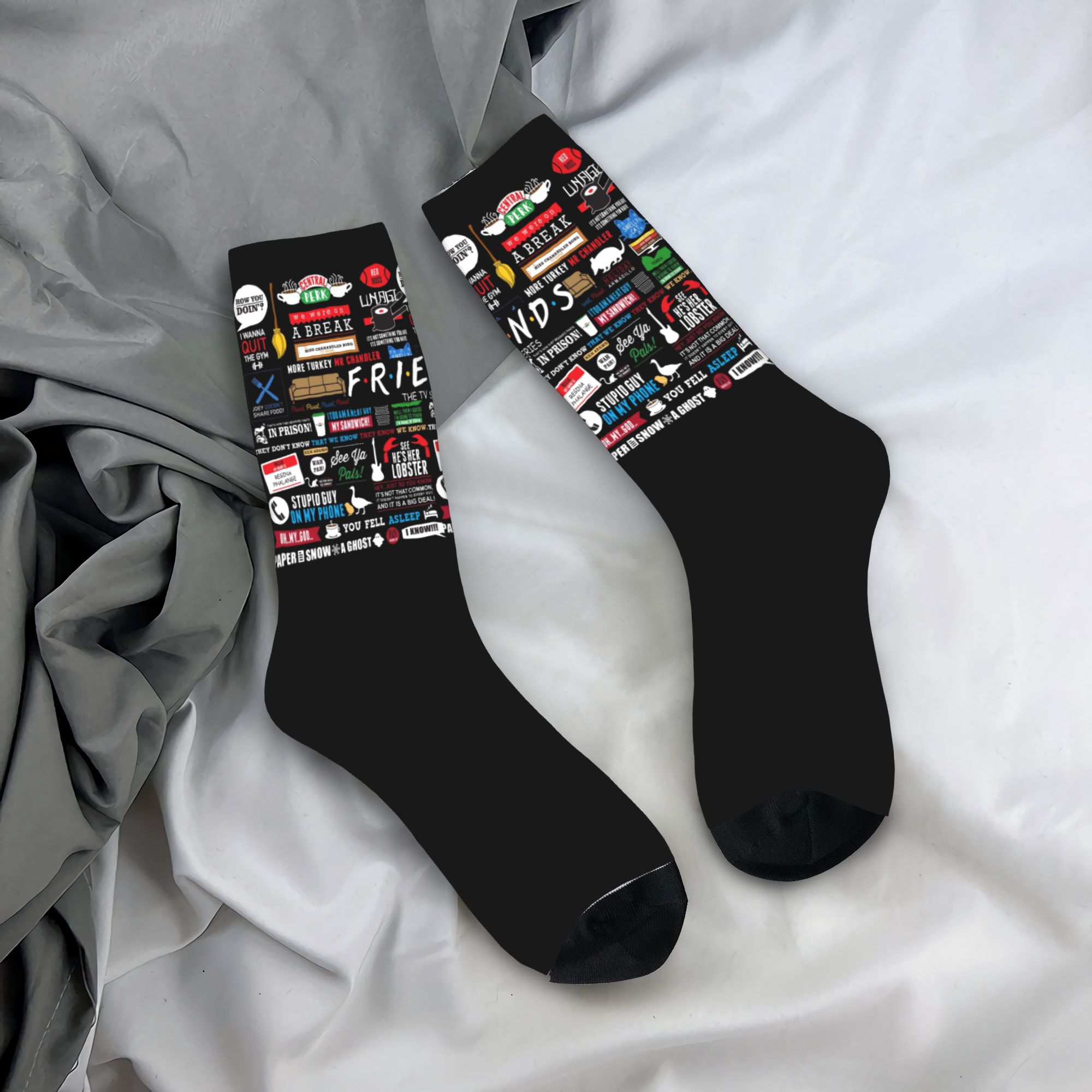 No Show Sock Women - カスタムキュートで面白いテレビ番組フレンズコラージュソックス女性男性用暖かい3Dプリントバスケットボールスポーツソックス